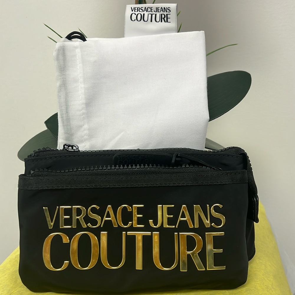 NWT!!  Versace jeans Couture logo belt bag